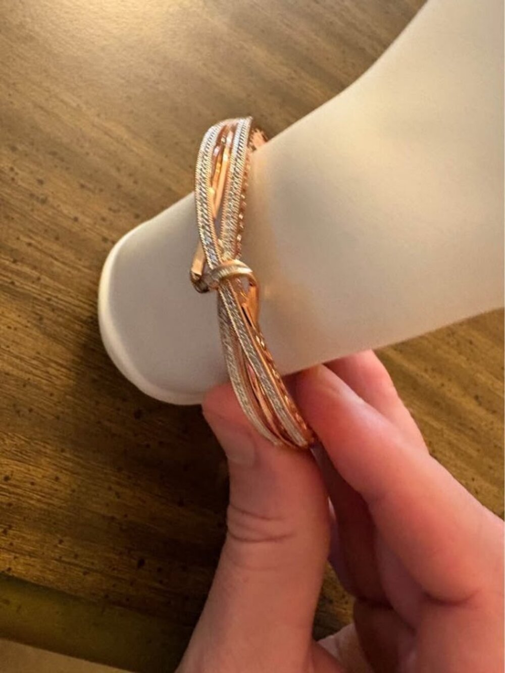 Sterling Silver 0.25 CTTW Natural Diamond Bangle Bracelet